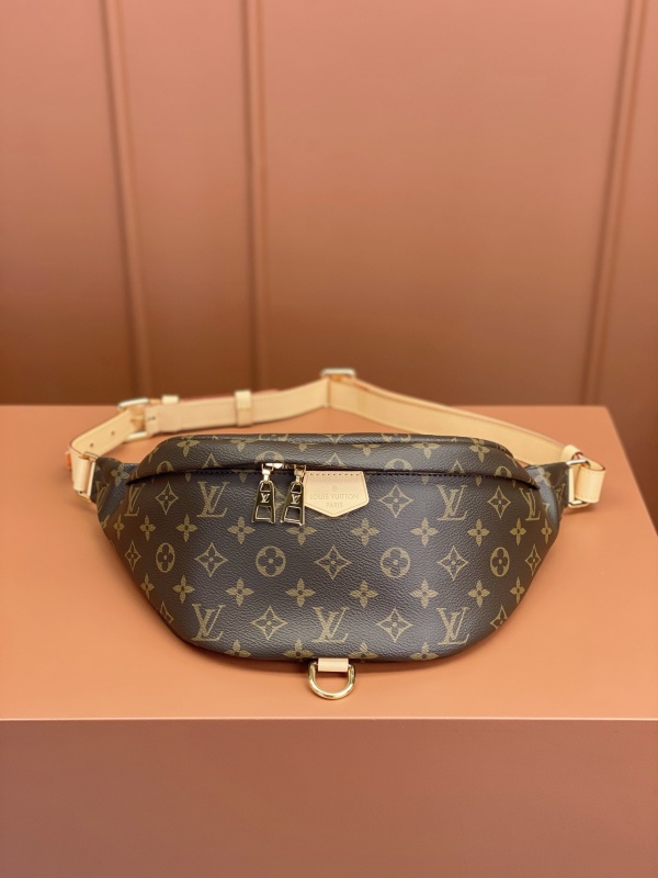 [루이비통] 모노그램 범백 힙색 BUMBAG