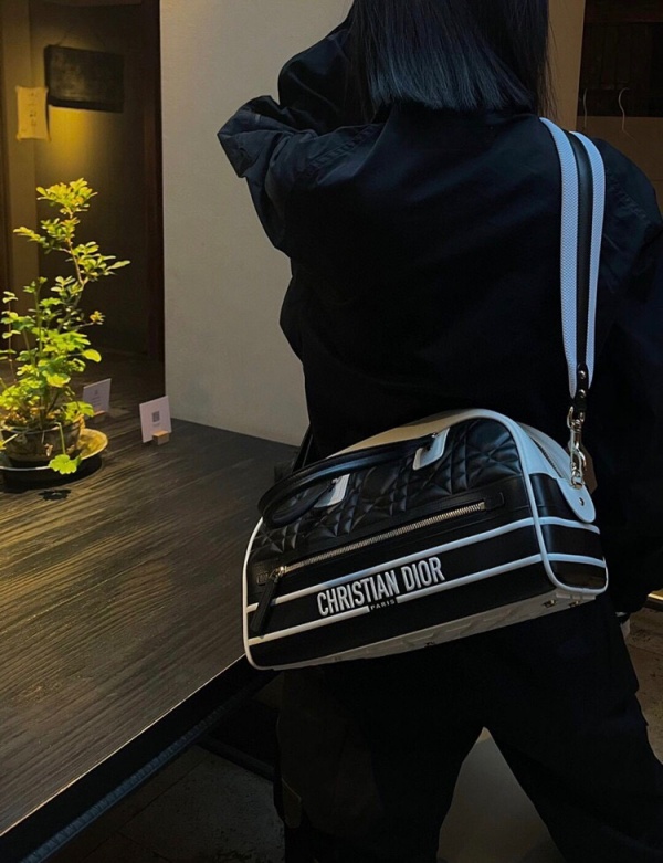 [디올] VIBE BOWLING 숄더백