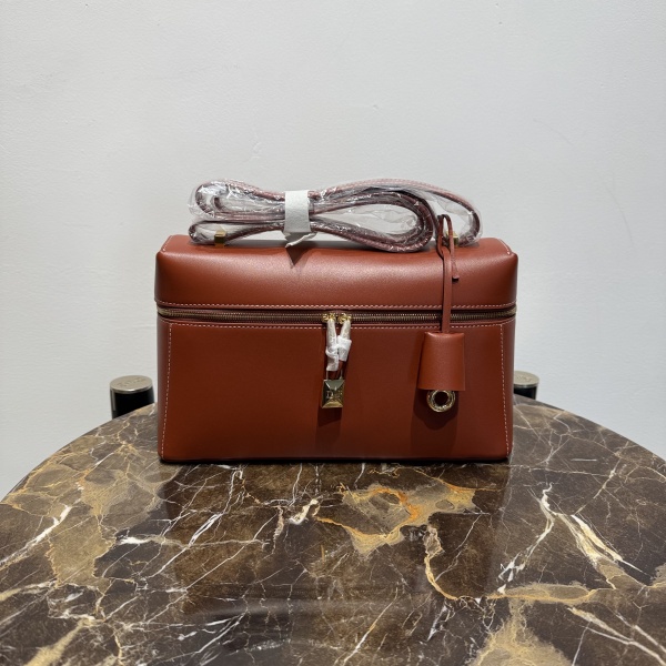 LORO PIANA