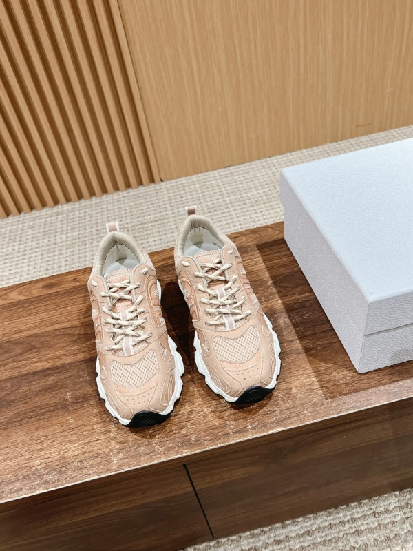 [디올] 신상 스니커즈 DIOR CHRONO SNEAKERS   