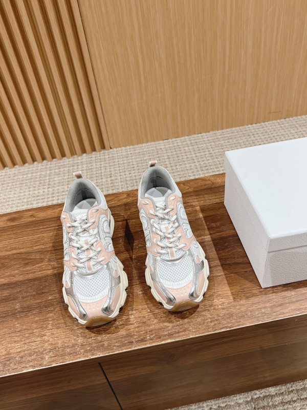 [디올] 신상 스니커즈 DIOR CHRONO SNEAKERS