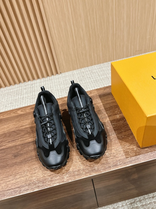 [루이비통] 신상 스니커즈 LV RUSH SNEAKERS