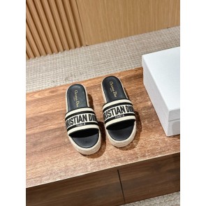 [디올] 신상 슬리퍼