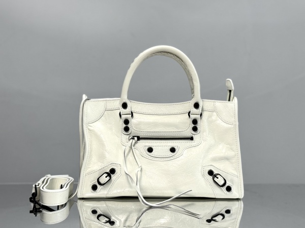 [발렌시아가] LE CITY 파우치 체인 숄더백