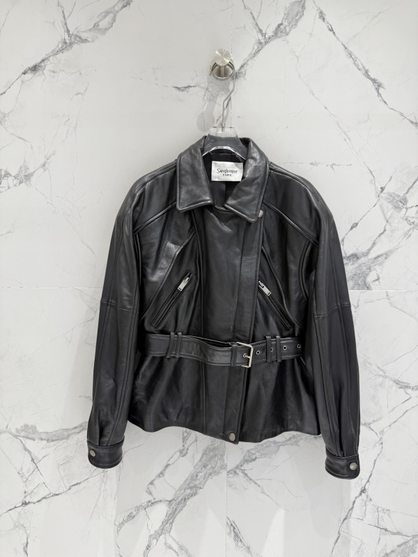 [입생로랑] 신상 가죽 코트