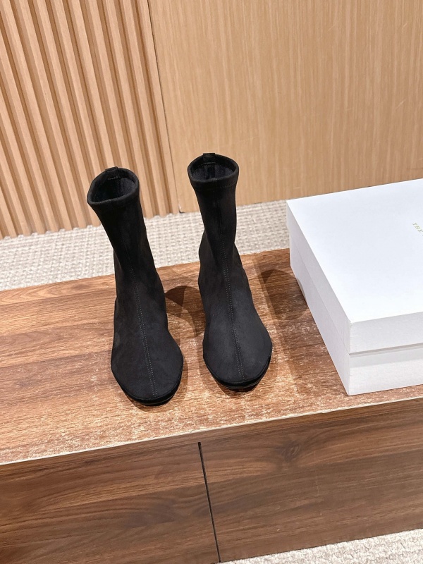 [THE ROW] 신상 부츠