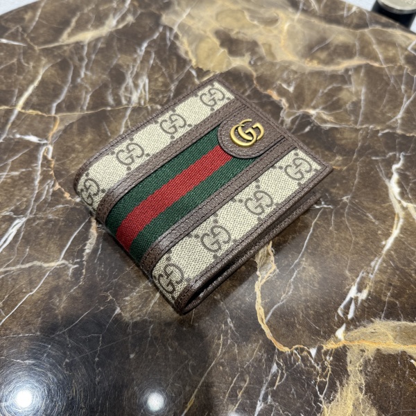 GUCCI