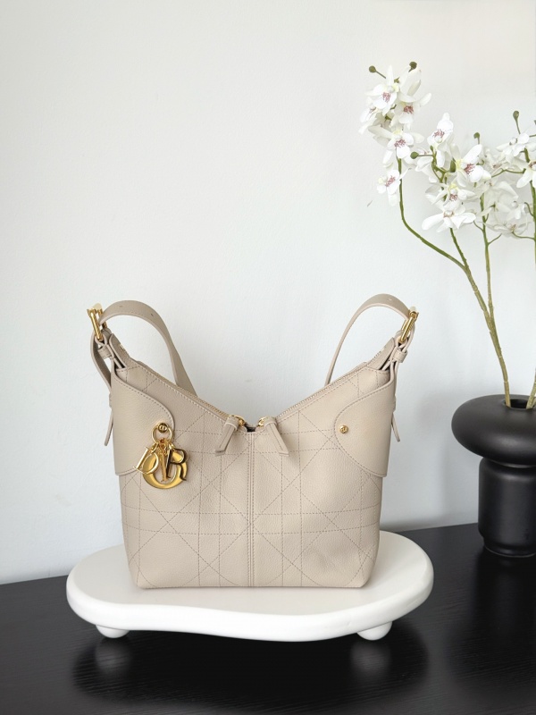 [디올] DOIR VOYAGE 숄더백