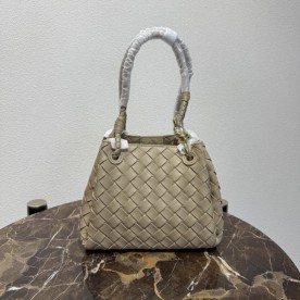 BOTTEGA
