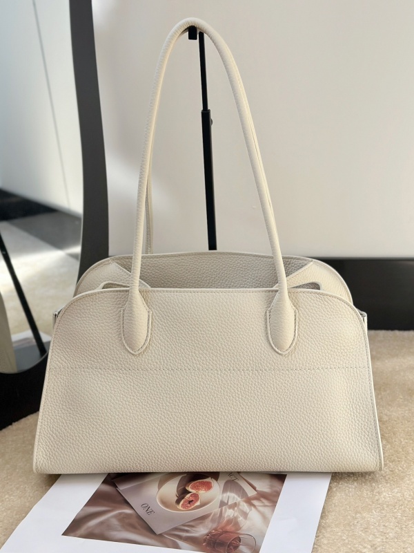 [더로우] 마고 숄더백 12 THE ROW EW Margaux 12 Shoulder bag (그레인 가죽)