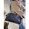 [더로우] 마고 숄더백 12 THE ROW EW Margaux 12 Shoulder bag (새들 가죽)