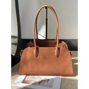 [더로우] 마고 숄더백 12 THE ROW EW Margaux 12 Shoulder bag (새들 가죽)