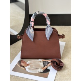 [더로우] 마고백 10 THE ROW Margaux bag 10 (새들 가죽)