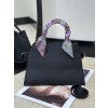 [더로우] 마고백 12 THE ROW Margaux bag 12 (그레인 가죽)