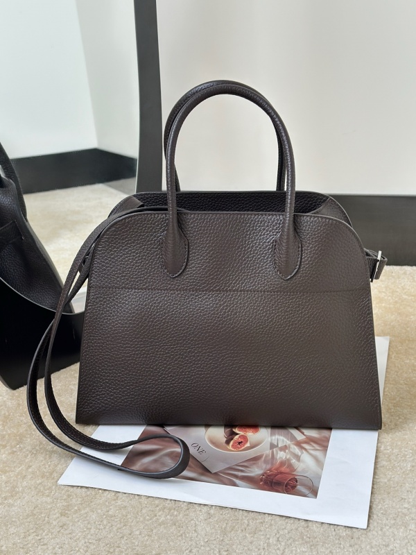 [더로우] 마고백 12 THE ROW Margaux bag 12 (그레인 가죽)