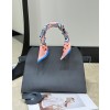 [더로우] 마고백 12 THE ROW Margaux bag 12 (새들 가죽)