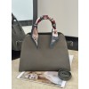 [더로우] 마고백 12 THE ROW Margaux bag 12 (새들 가죽)